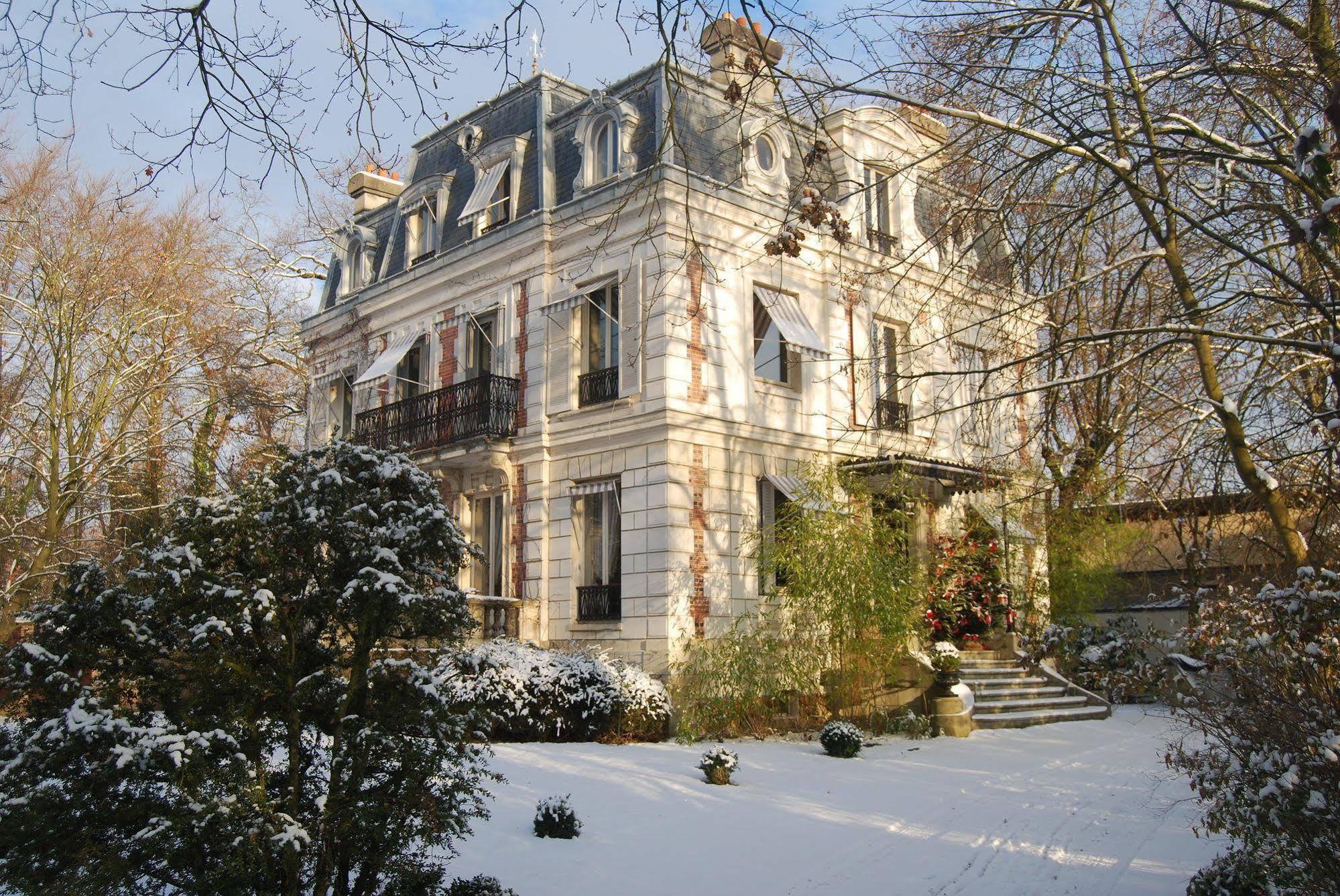 Villa Carioca Maisons-Laffitte Exterior photo